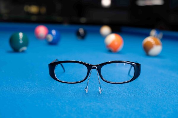 SightLifter Brillenerhöhung für Billard Brillenträger